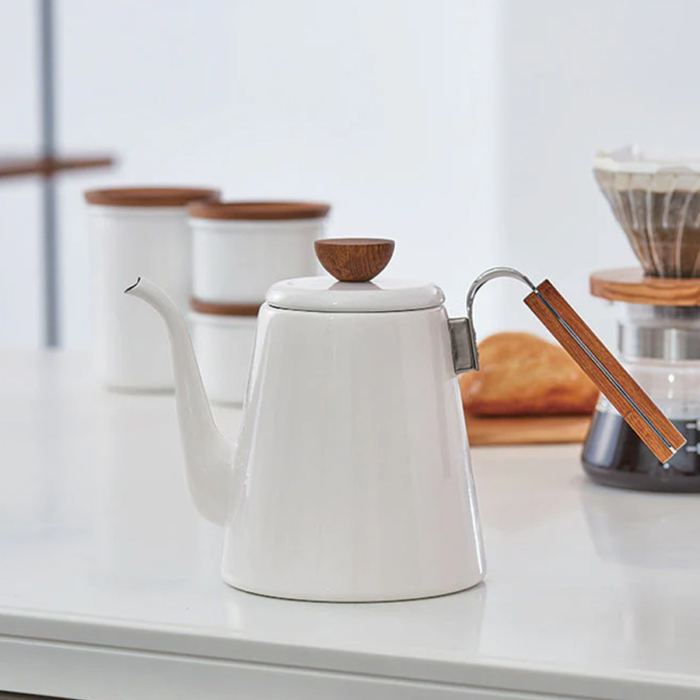 Hario BONA Enamel Kettle